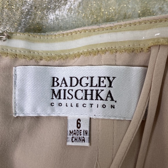 NWT Badgley Mischka Gold & Beaded Cocktail Dress. Size 6 - Picture 2 of 15